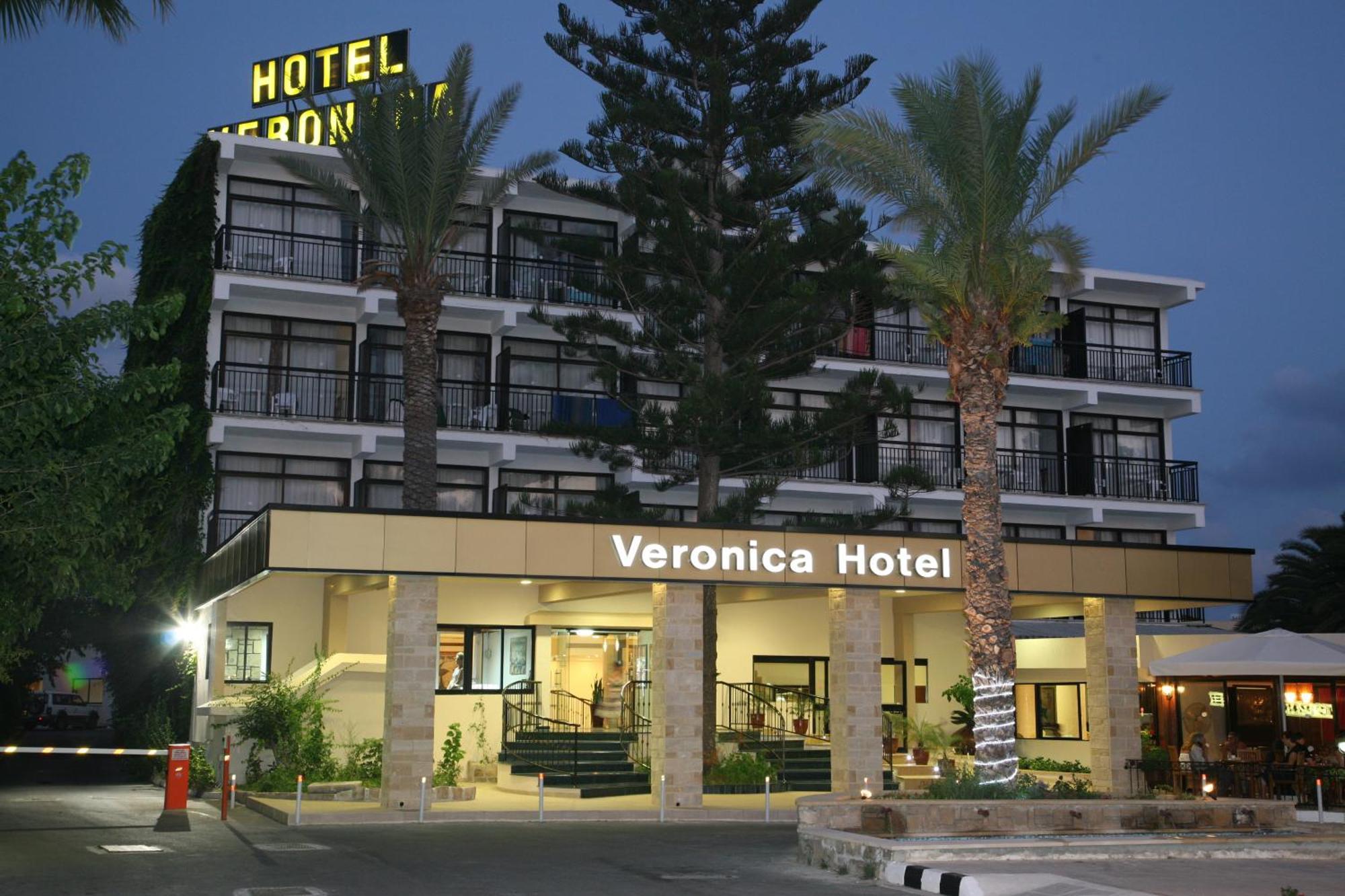 Veronica Hotel Pafos Exterior foto